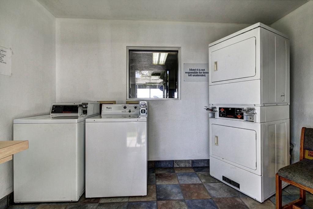 Motel 6 Wells Dış mekan fotoğraf