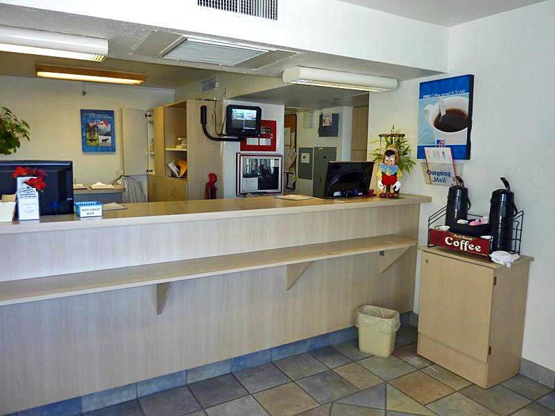 Motel 6 Wells İç mekan fotoğraf